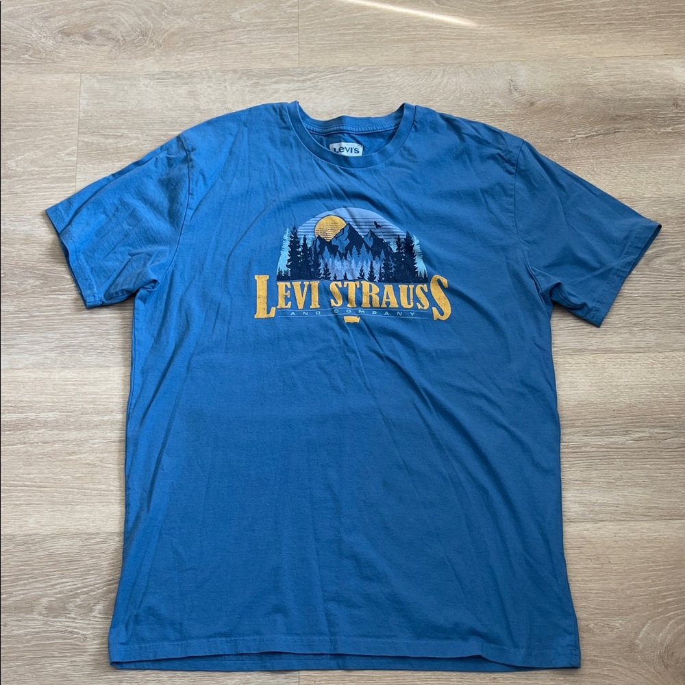 3/$15 Levi shirt